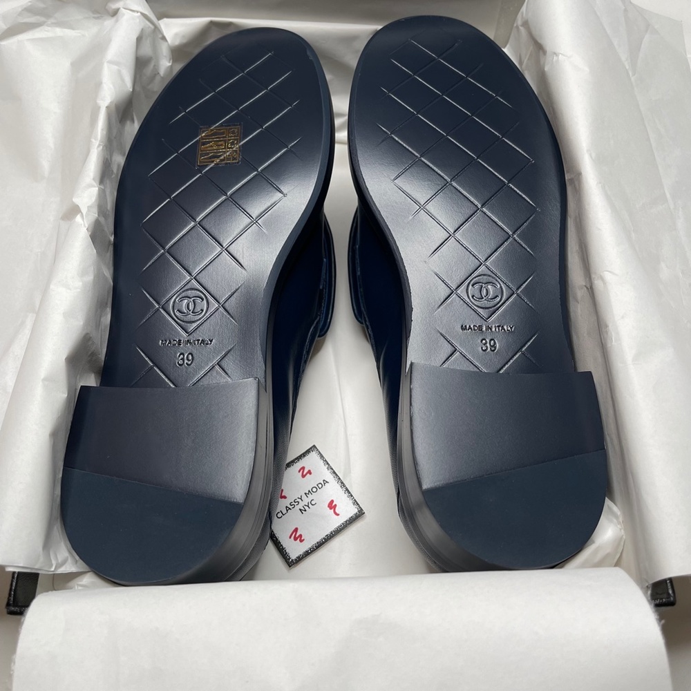 ❌❌ SOLD Chanel NIB 2021 Navy Blue Gold CC Logo Quilted Flap Flats Loafers - Picture 13 of 14